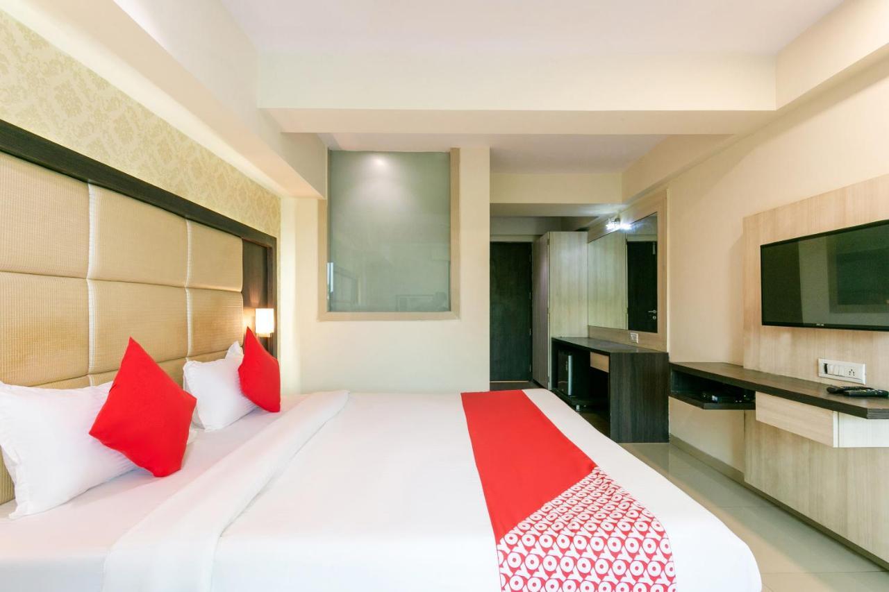 Collection O Pearl Residency Hotel 3*