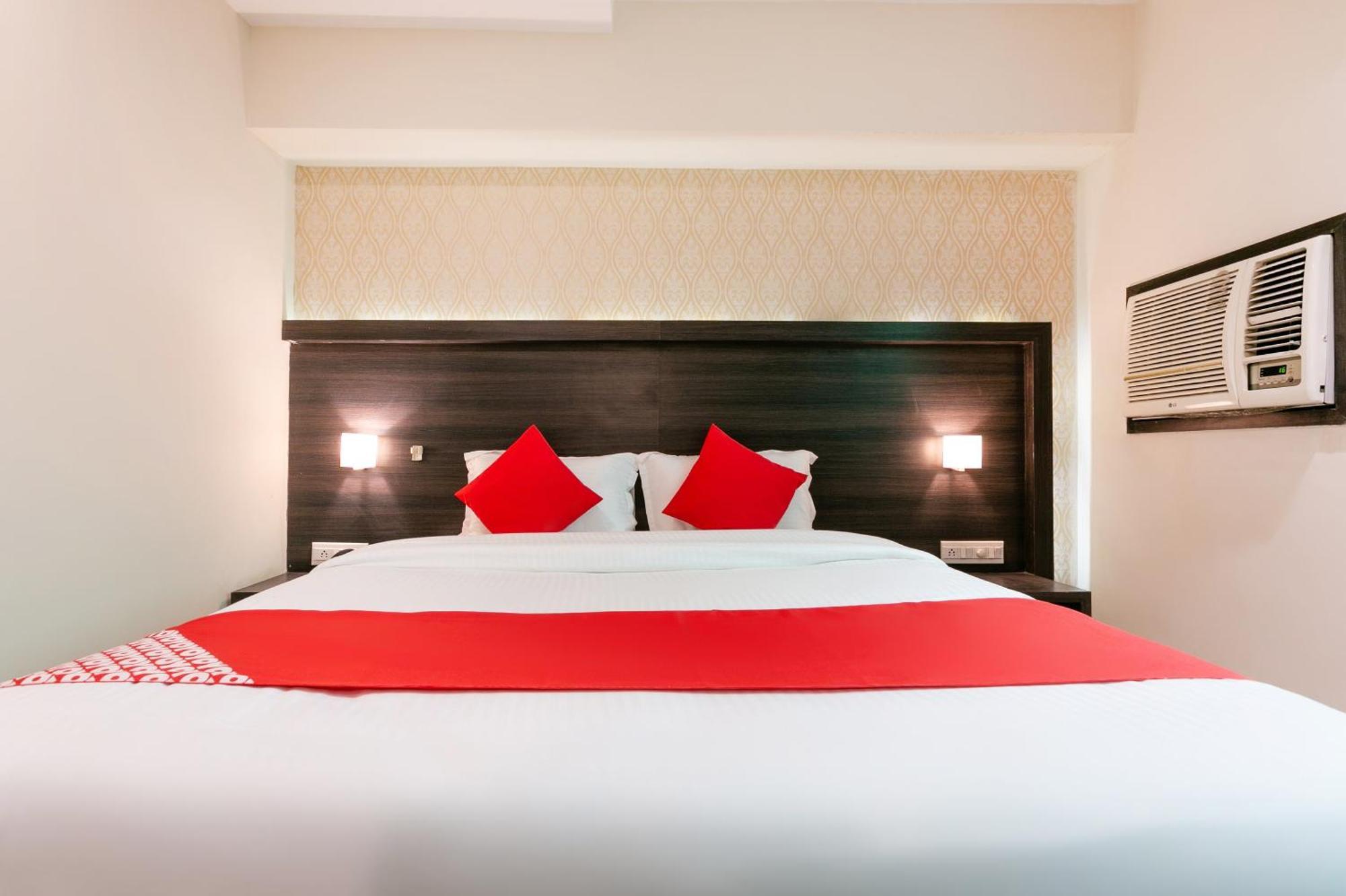 Collection O Pearl Residency Hotel 3*