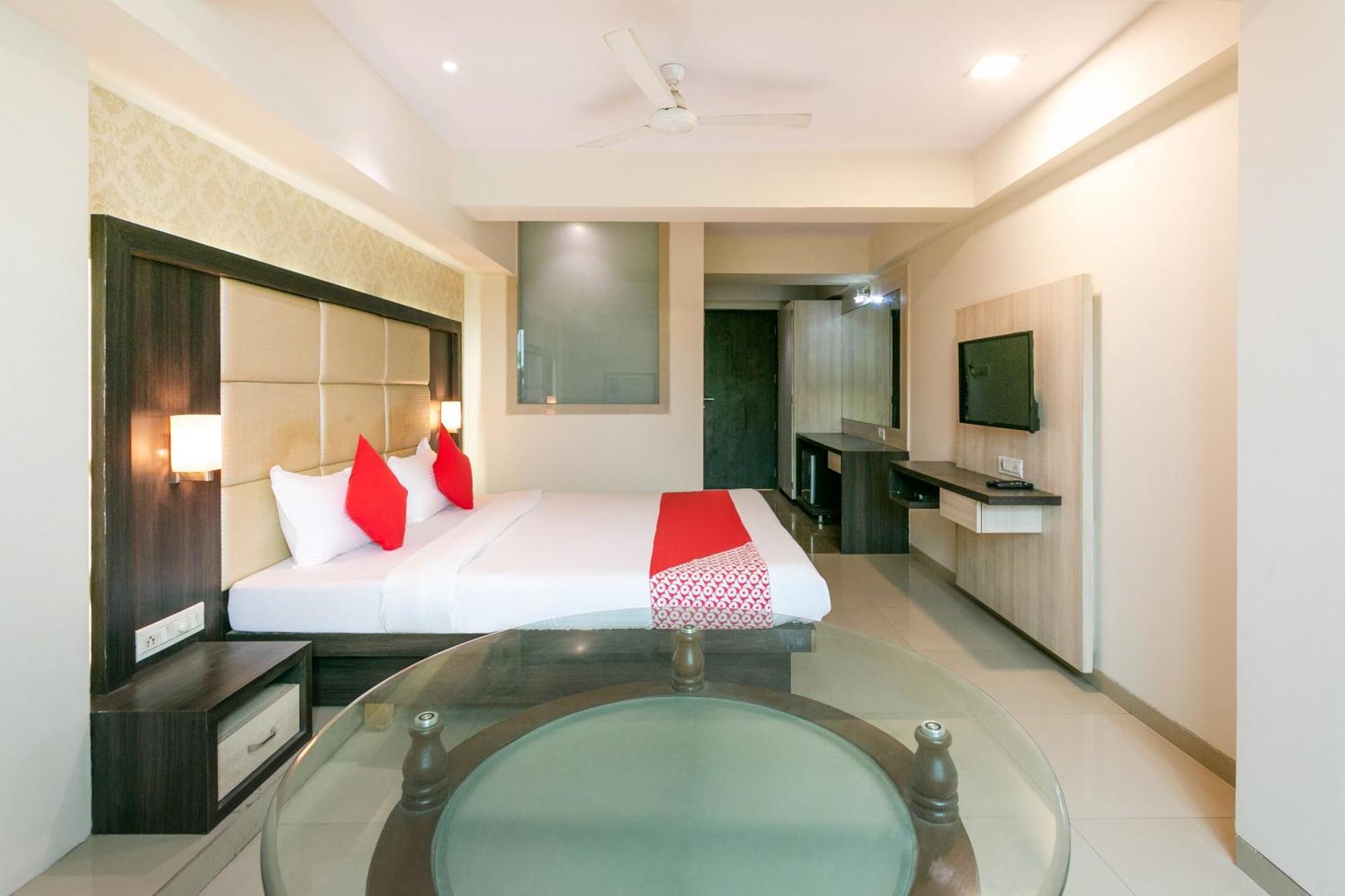 Hotel Collection O Pearl Residency 3*