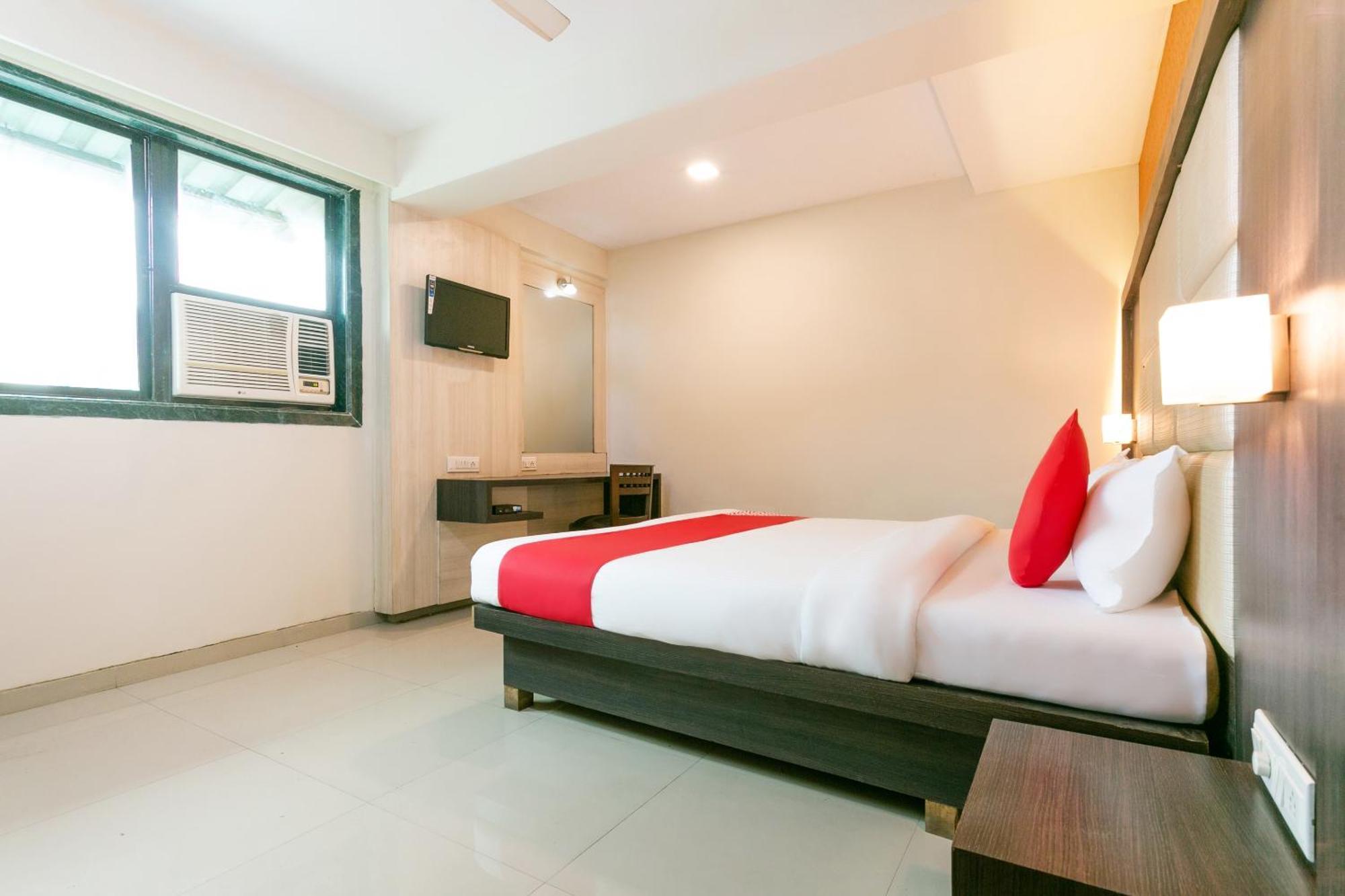 Hotel Collection O Pearl Residency 3*
